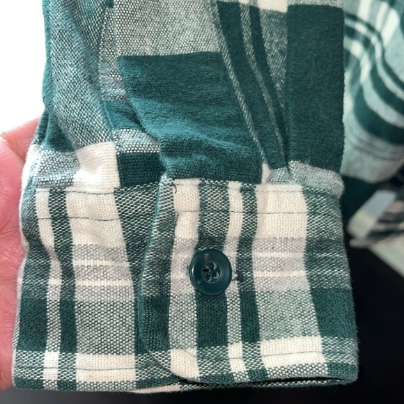 L.L. Bean Men’s Signature Textured Flannel Shirt, Size L - Picture 4 of 7